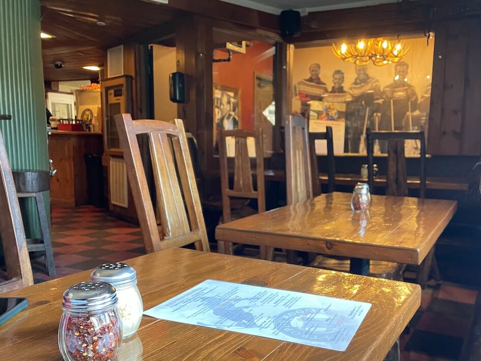The Trophy Room Pub & Pizzeria.